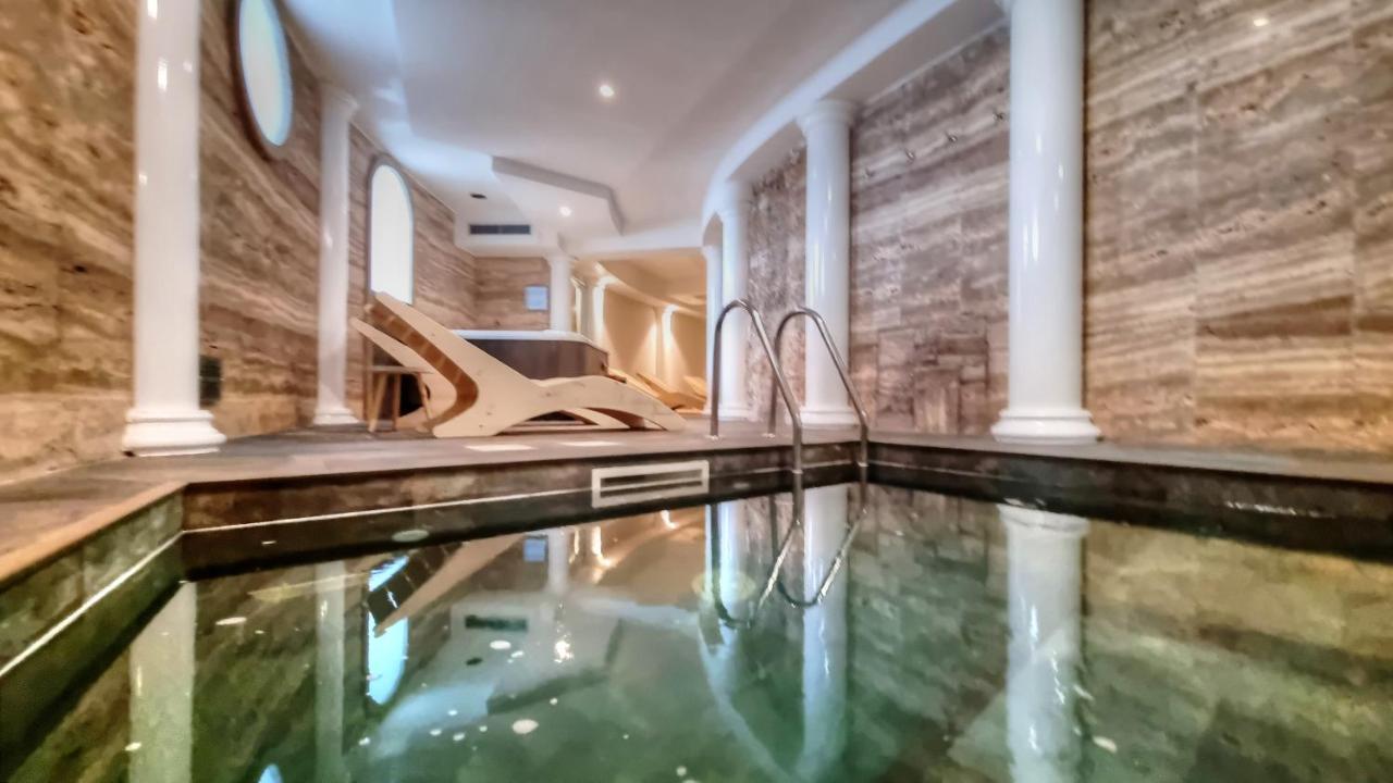 Hotel Plaza Porto Azzurro Eksteriør billede