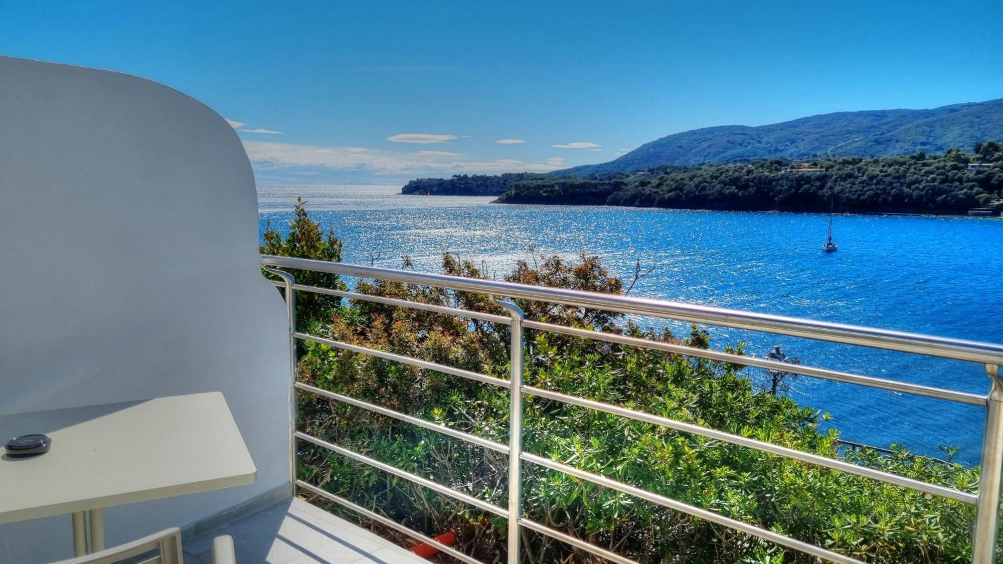 Hotel Plaza Porto Azzurro Værelse billede