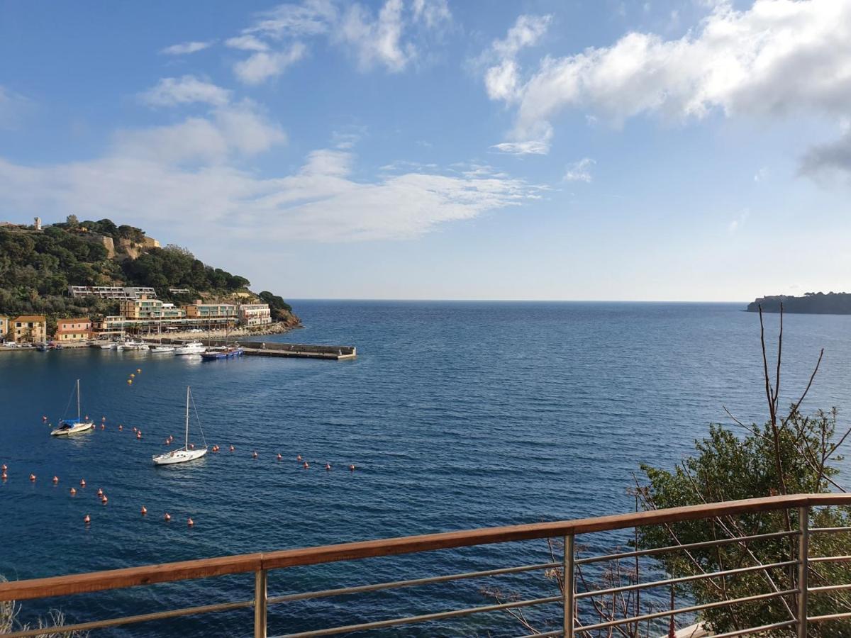 Hotel Plaza Porto Azzurro Eksteriør billede